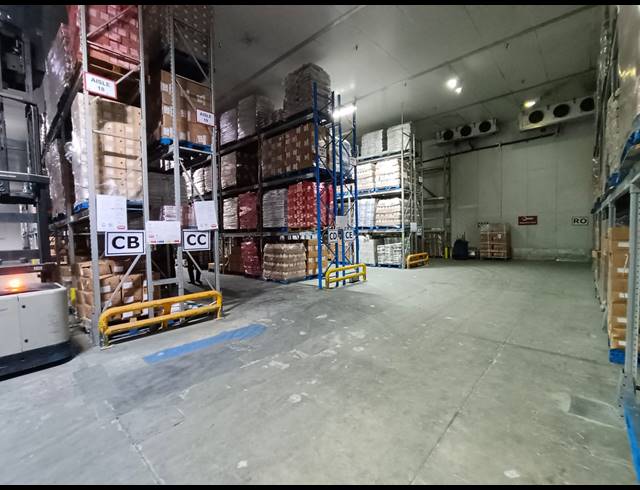 4,200M² WAREHOUSE FOR SALE IN THETA